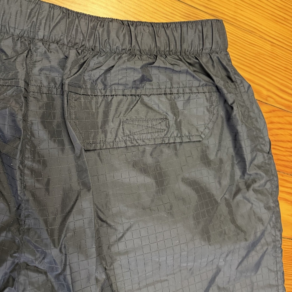 Marlboro Unlimited Swim Shorts Mens Medium Black Cargo Nylon Mesh Lined Trunks - Picture 12 of 14